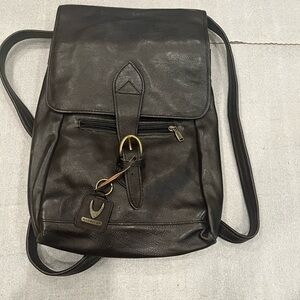 HiDesign Black Pebble Leather Medium Messenger Backpack Crossbody IPad India